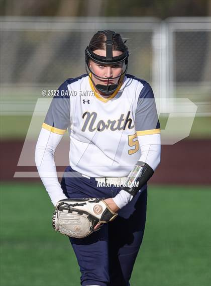 Thumbnail 2 in Liberty vs Liberty North (MSHSAA Class 5 District Championship) photogallery.