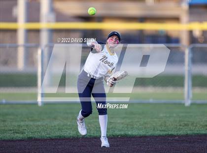 Thumbnail 1 in Liberty vs Liberty North (MSHSAA Class 5 District Championship) photogallery.