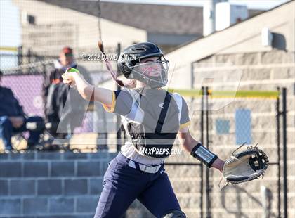 Thumbnail 2 in Liberty vs Liberty North (MSHSAA Class 5 District Championship) photogallery.