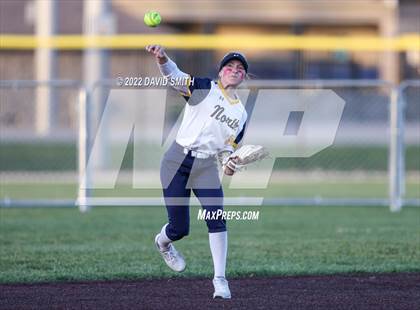 Thumbnail 3 in Liberty vs Liberty North (MSHSAA Class 5 District Championship) photogallery.