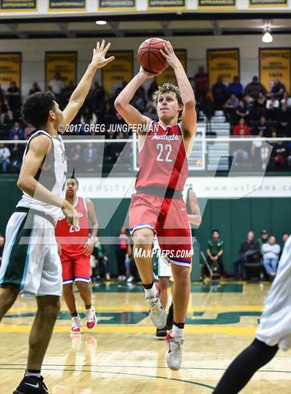 Thumbnail 3 in Sacred Heart Cathedral Preparatory vs. St. Ignatius (Bruce Mahoney Game) photogallery.