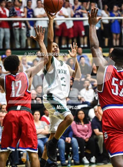 Thumbnail 3 in Sacred Heart Cathedral Preparatory vs. St. Ignatius (Bruce Mahoney Game) photogallery.