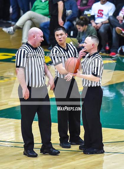 Thumbnail 2 in Sacred Heart Cathedral Preparatory vs. St. Ignatius (Bruce Mahoney Game) photogallery.