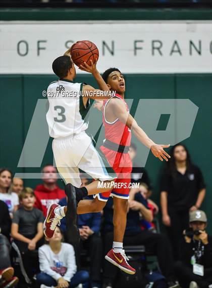 Thumbnail 1 in Sacred Heart Cathedral Preparatory vs. St. Ignatius (Bruce Mahoney Game) photogallery.