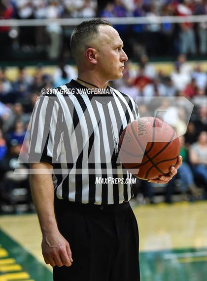 Thumbnail 3 in Sacred Heart Cathedral Preparatory vs. St. Ignatius (Bruce Mahoney Game) photogallery.