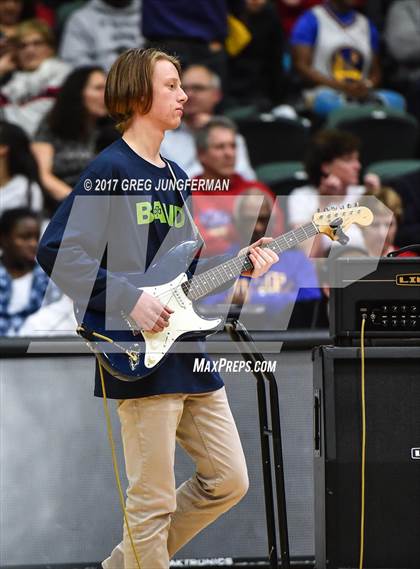 Thumbnail 2 in Sacred Heart Cathedral Preparatory vs. St. Ignatius (Bruce Mahoney Game) photogallery.