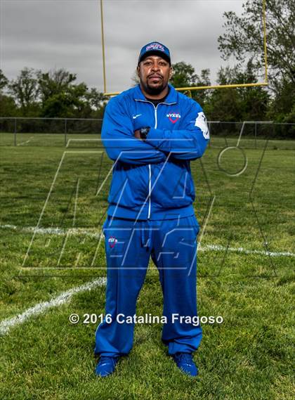 Thumbnail 2 in DeMatha (2016 Preseason Top 25 Early Contenders Photo Shoot)  photogallery.