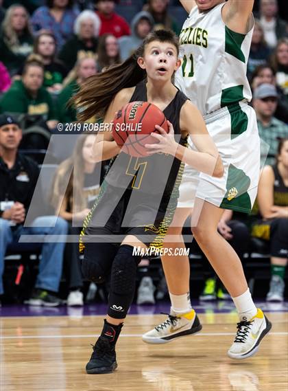 Thumbnail 1 in Argonaut vs. Mariposa County (CIF SJS D5 FINAL) photogallery.