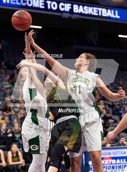 Thumbnail 3 in Argonaut vs. Mariposa County (CIF SJS D5 FINAL) photogallery.
