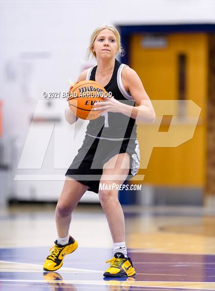 Thumbnail 3 in Hough @ Mooresville photogallery.
