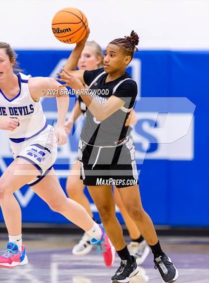 Thumbnail 1 in Hough @ Mooresville photogallery.
