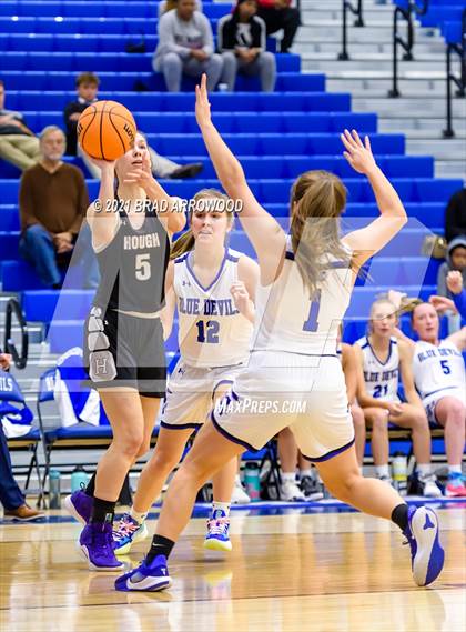 Thumbnail 2 in Hough @ Mooresville photogallery.