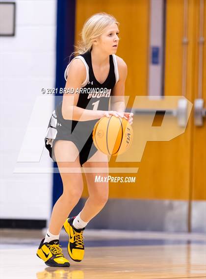 Thumbnail 3 in Hough @ Mooresville photogallery.