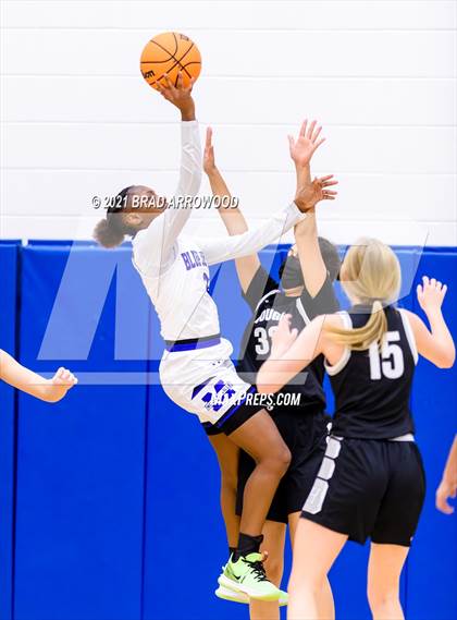 Thumbnail 2 in Hough @ Mooresville photogallery.