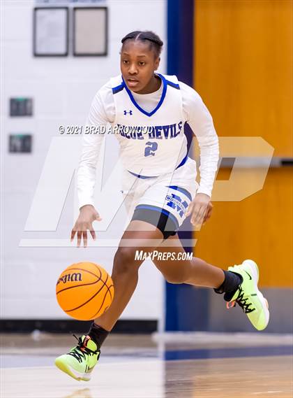 Thumbnail 3 in Hough @ Mooresville photogallery.
