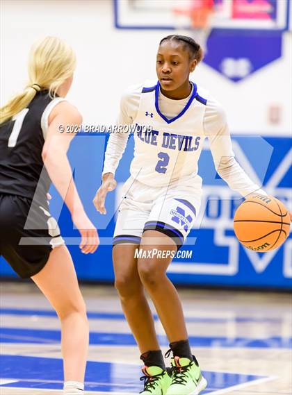 Thumbnail 1 in Hough @ Mooresville photogallery.