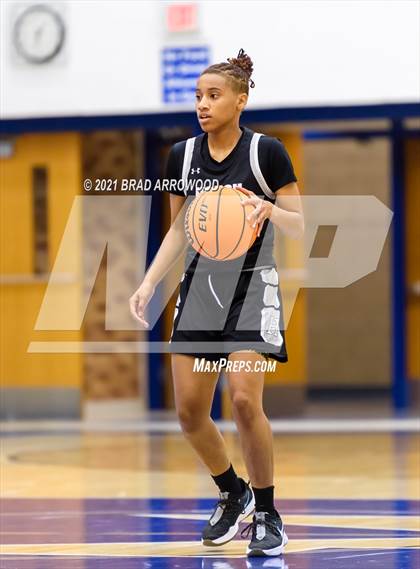 Thumbnail 2 in Hough @ Mooresville photogallery.