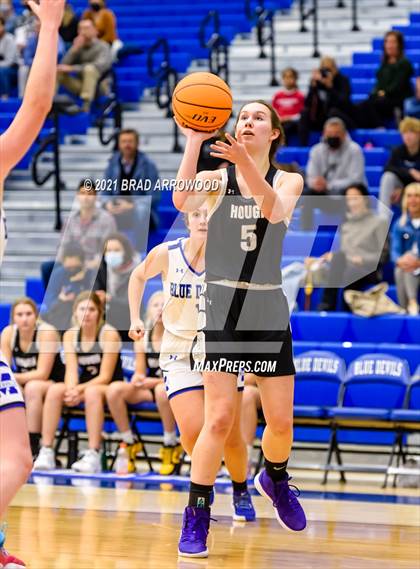 Thumbnail 2 in Hough @ Mooresville photogallery.