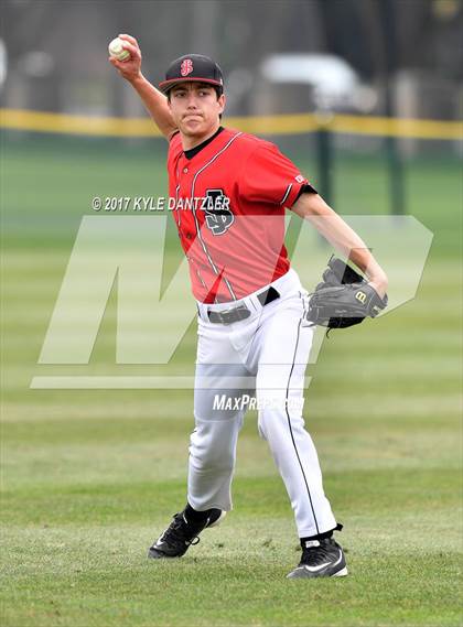 Thumbnail 2 in St. John's vs Houston Christian (SPC Consolation Semifinal) photogallery.