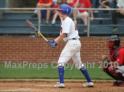 Thumbnail 1 in Stevens vs. Westlake (Texas 5A Region IV Playoffs) photogallery.