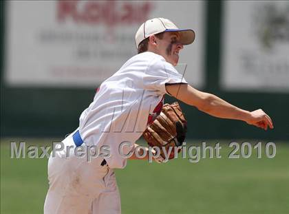 Thumbnail 2 in Stevens vs. Westlake (Texas 5A Region IV Playoffs) photogallery.