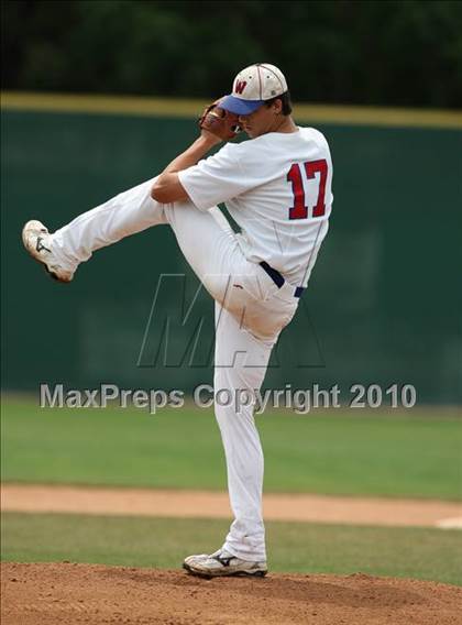 Thumbnail 1 in Stevens vs. Westlake (Texas 5A Region IV Playoffs) photogallery.