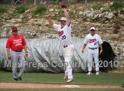 Thumbnail 1 in Stevens vs. Westlake (Texas 5A Region IV Playoffs) photogallery.