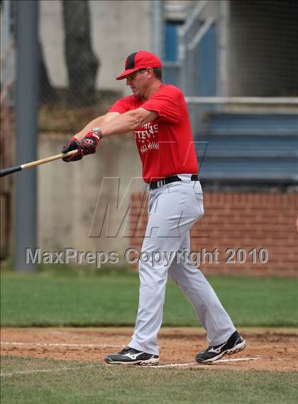 Thumbnail 3 in Stevens vs. Westlake (Texas 5A Region IV Playoffs) photogallery.
