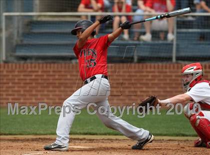 Thumbnail 3 in Stevens vs. Westlake (Texas 5A Region IV Playoffs) photogallery.