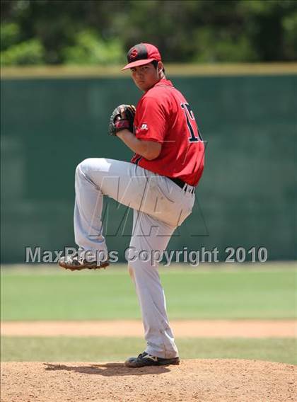 Thumbnail 2 in Stevens vs. Westlake (Texas 5A Region IV Playoffs) photogallery.