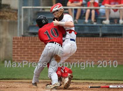 Thumbnail 2 in Stevens vs. Westlake (Texas 5A Region IV Playoffs) photogallery.