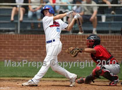 Thumbnail 2 in Stevens vs. Westlake (Texas 5A Region IV Playoffs) photogallery.