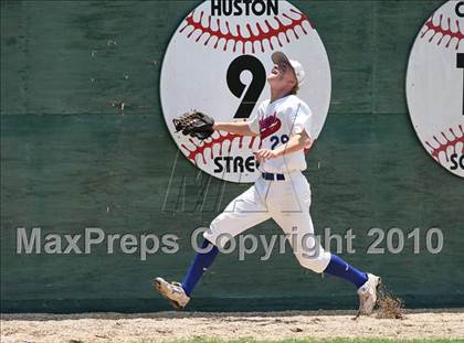 Thumbnail 2 in Stevens vs. Westlake (Texas 5A Region IV Playoffs) photogallery.