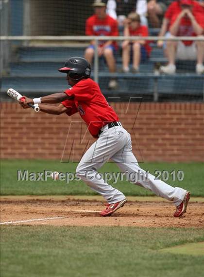 Thumbnail 3 in Stevens vs. Westlake (Texas 5A Region IV Playoffs) photogallery.