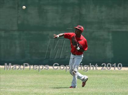 Thumbnail 1 in Stevens vs. Westlake (Texas 5A Region IV Playoffs) photogallery.