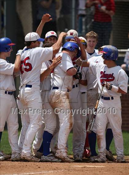 Thumbnail 2 in Stevens vs. Westlake (Texas 5A Region IV Playoffs) photogallery.