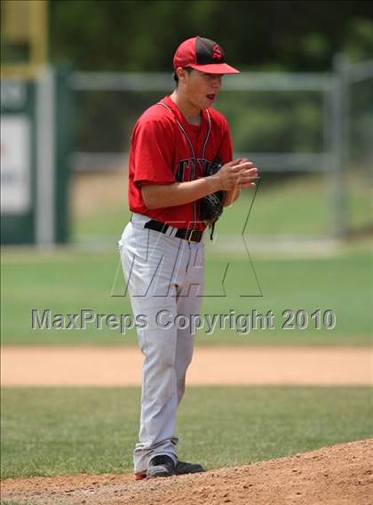 Thumbnail 3 in Stevens vs. Westlake (Texas 5A Region IV Playoffs) photogallery.