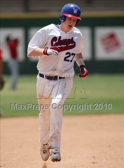 Thumbnail 2 in Stevens vs. Westlake (Texas 5A Region IV Playoffs) photogallery.