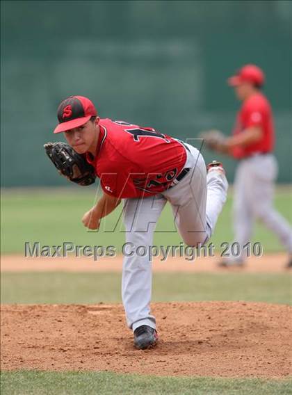 Thumbnail 1 in Stevens vs. Westlake (Texas 5A Region IV Playoffs) photogallery.