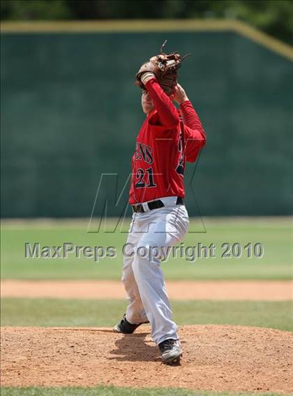 Thumbnail 1 in Stevens vs. Westlake (Texas 5A Region IV Playoffs) photogallery.