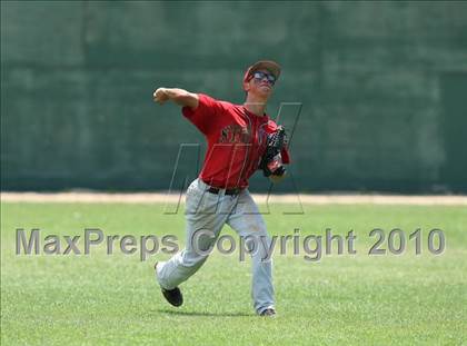 Thumbnail 2 in Stevens vs. Westlake (Texas 5A Region IV Playoffs) photogallery.