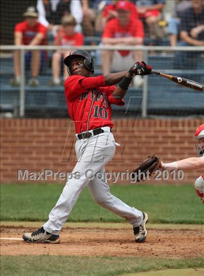 Thumbnail 1 in Stevens vs. Westlake (Texas 5A Region IV Playoffs) photogallery.
