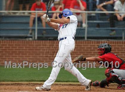 Thumbnail 3 in Stevens vs. Westlake (Texas 5A Region IV Playoffs) photogallery.