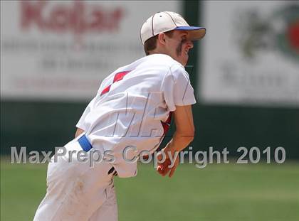 Thumbnail 3 in Stevens vs. Westlake (Texas 5A Region IV Playoffs) photogallery.