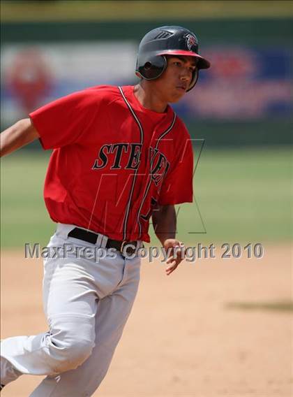 Thumbnail 3 in Stevens vs. Westlake (Texas 5A Region IV Playoffs) photogallery.
