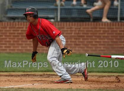Thumbnail 1 in Stevens vs. Westlake (Texas 5A Region IV Playoffs) photogallery.