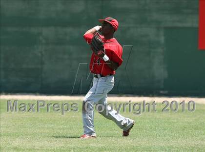Thumbnail 3 in Stevens vs. Westlake (Texas 5A Region IV Playoffs) photogallery.