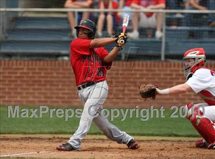 Thumbnail 2 in Stevens vs. Westlake (Texas 5A Region IV Playoffs) photogallery.