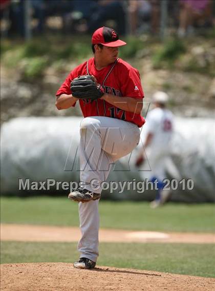Thumbnail 2 in Stevens vs. Westlake (Texas 5A Region IV Playoffs) photogallery.