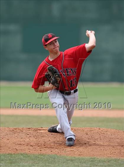 Thumbnail 2 in Stevens vs. Westlake (Texas 5A Region IV Playoffs) photogallery.